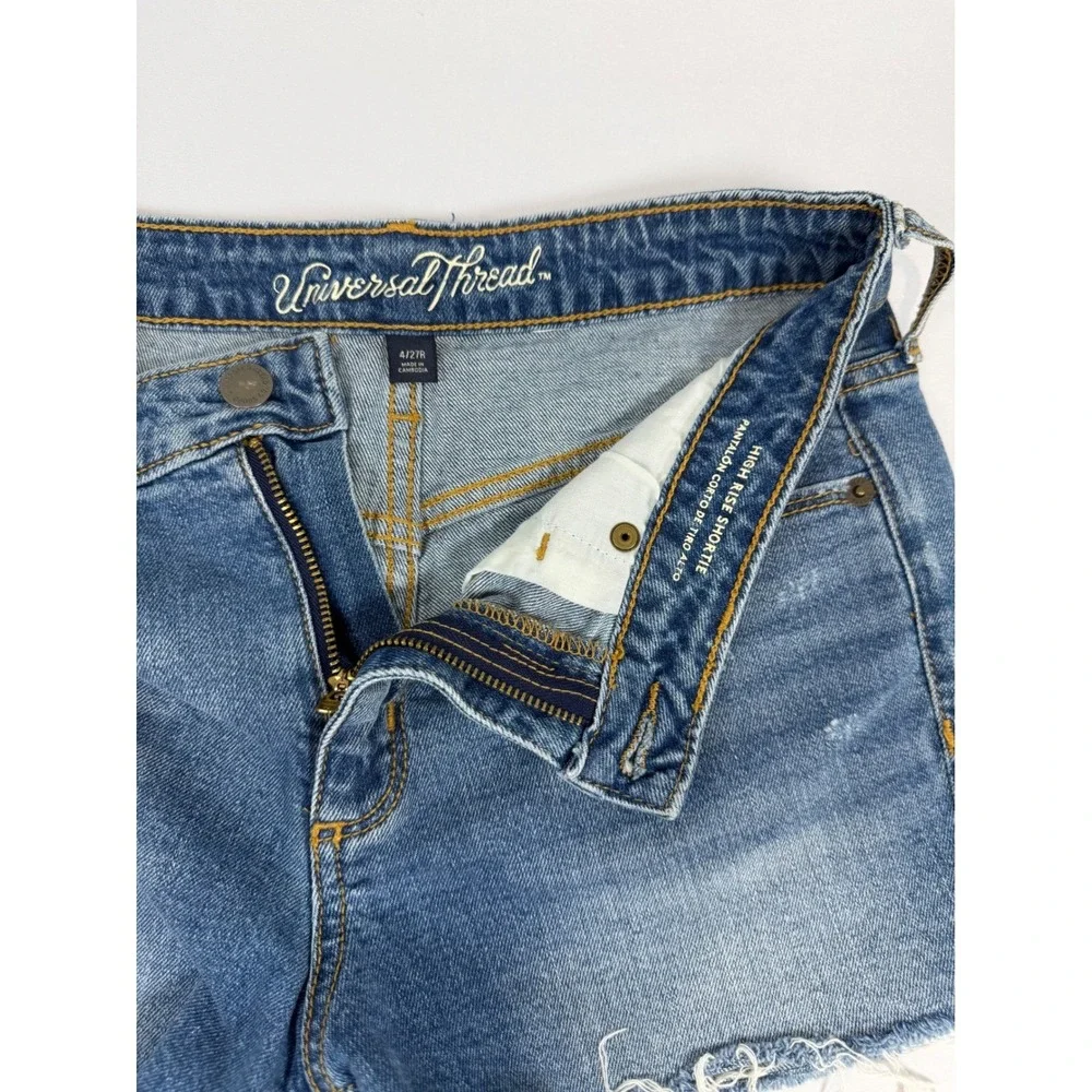 Universal Thread High Rise Short Denim Shorts Blue Raw Hem Size 4/27R Distressed
